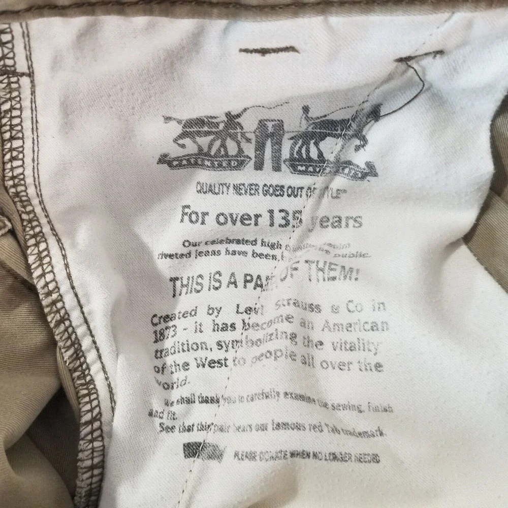 Levi's cargo shorts men's 31x11 brown heavy cotton outdoor Urban long hiking